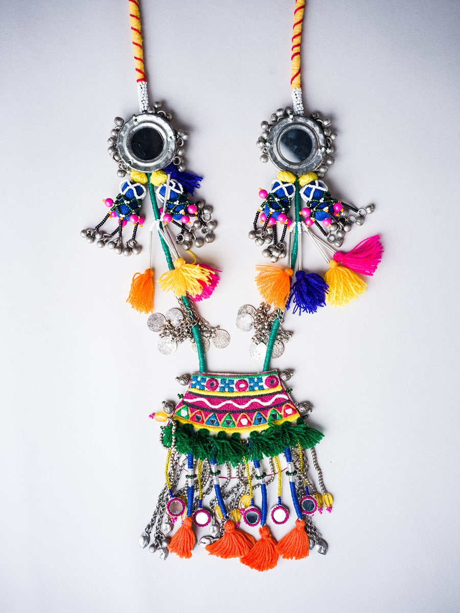 Favta Hai!! Traditional neckpiece with mirror tassels!!