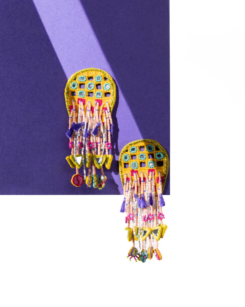 Dai! Handmade festive earrings