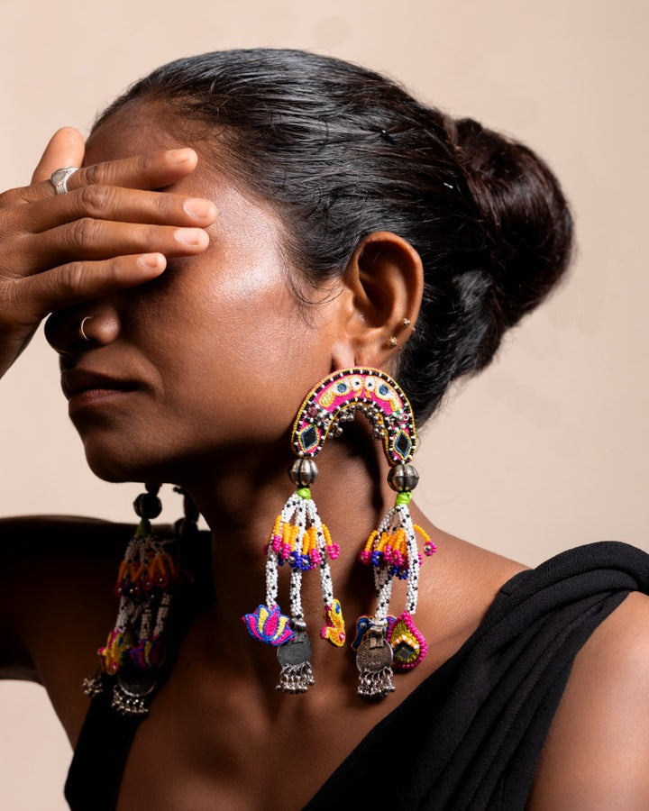 Mindhi! Handmade traditional earrings
