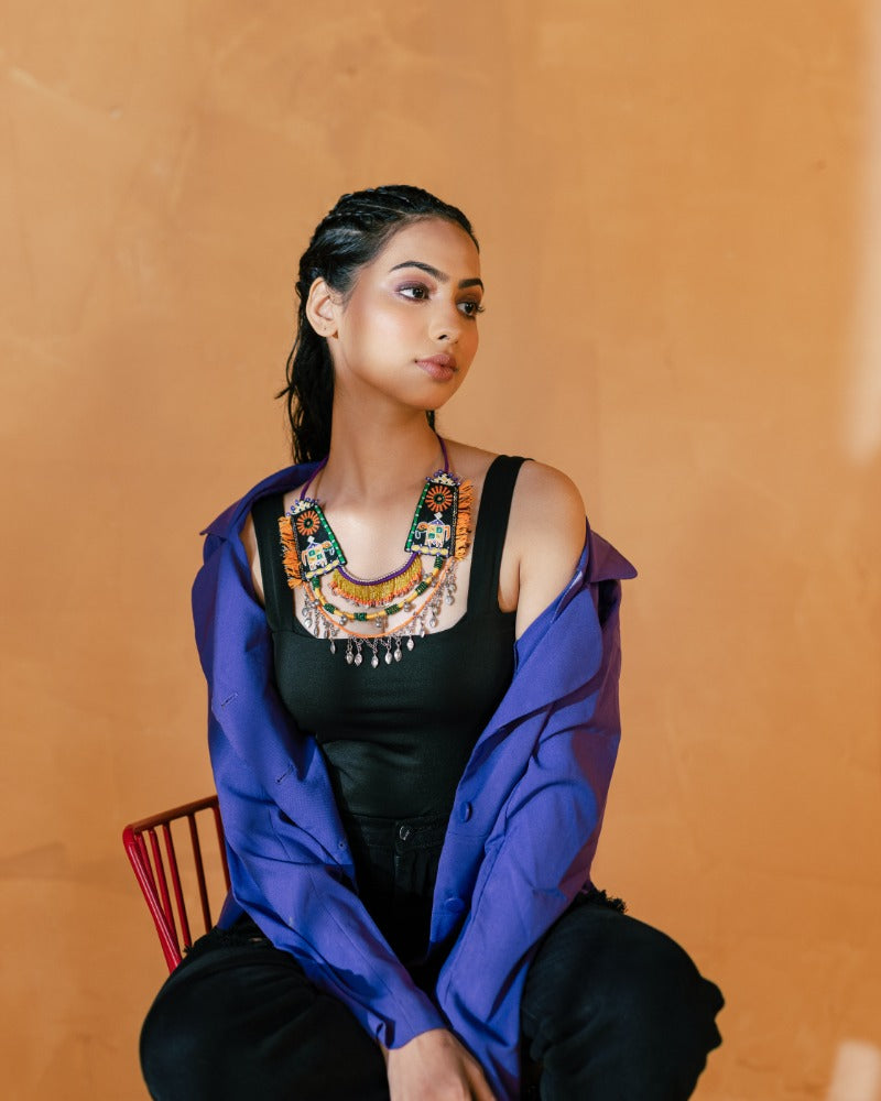 Veto Tha! Handmade traditional neckpiece