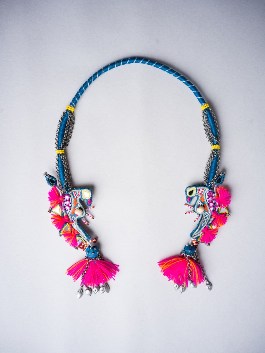 Daffod!! Handcrafted traditional sparrow hansdi neckpiece!!