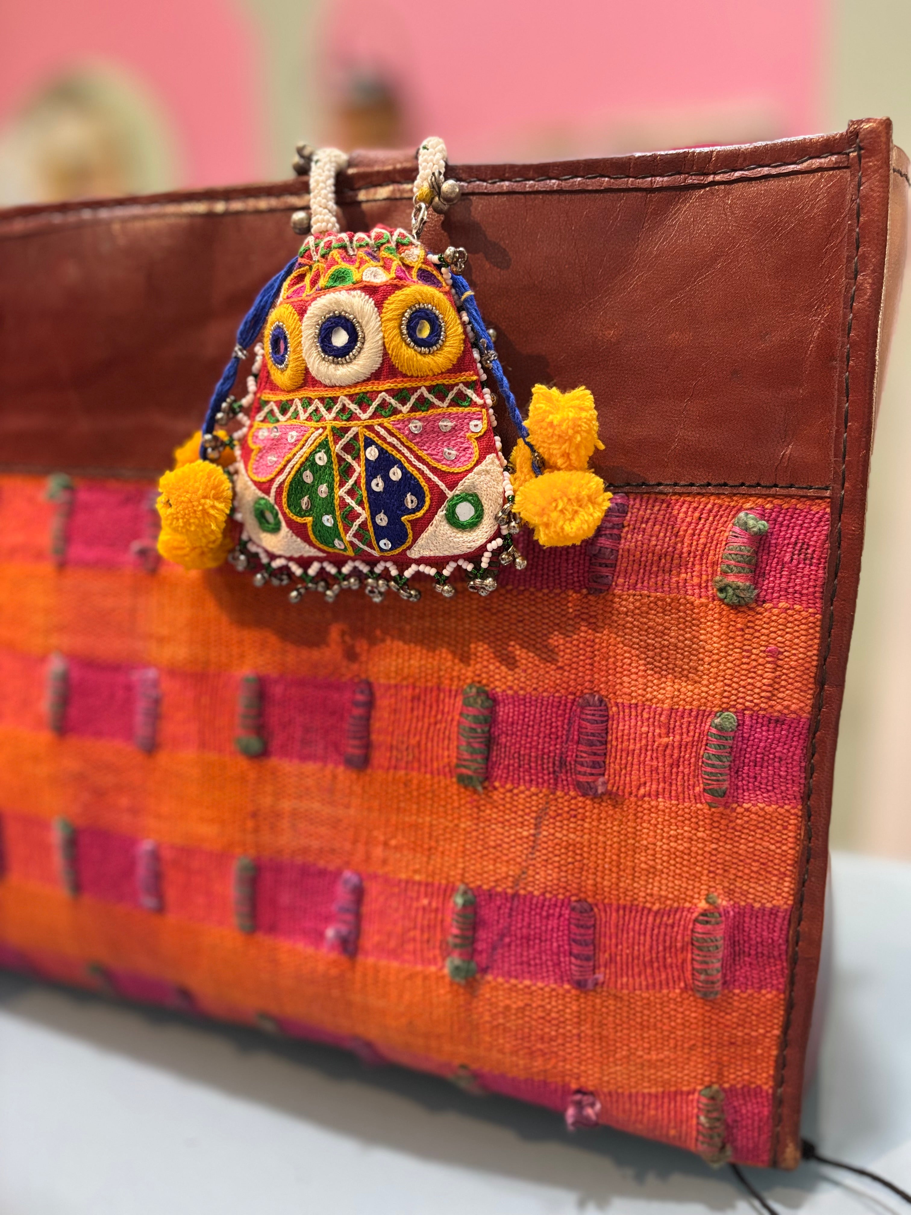 Handcrafted traditional embroidery Coin & Airpod purse