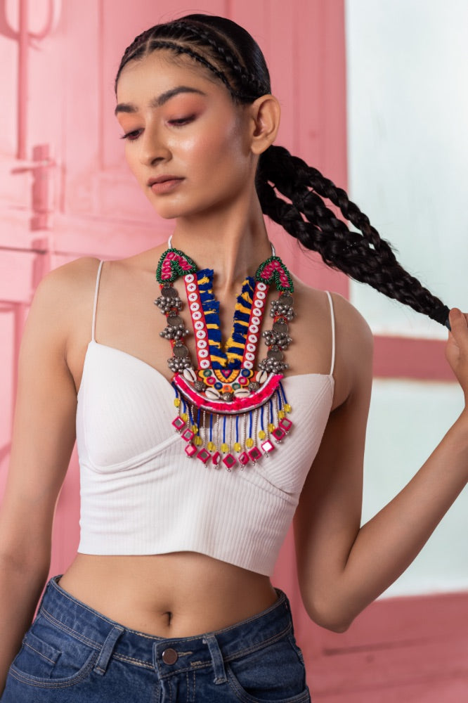 Lekker!! Handcrafted embroidered traditional neckpiece