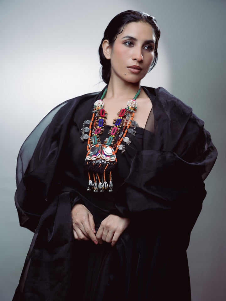 Dodh Dahyo!! Handcrafted traditional embroidery mirror neckpiece