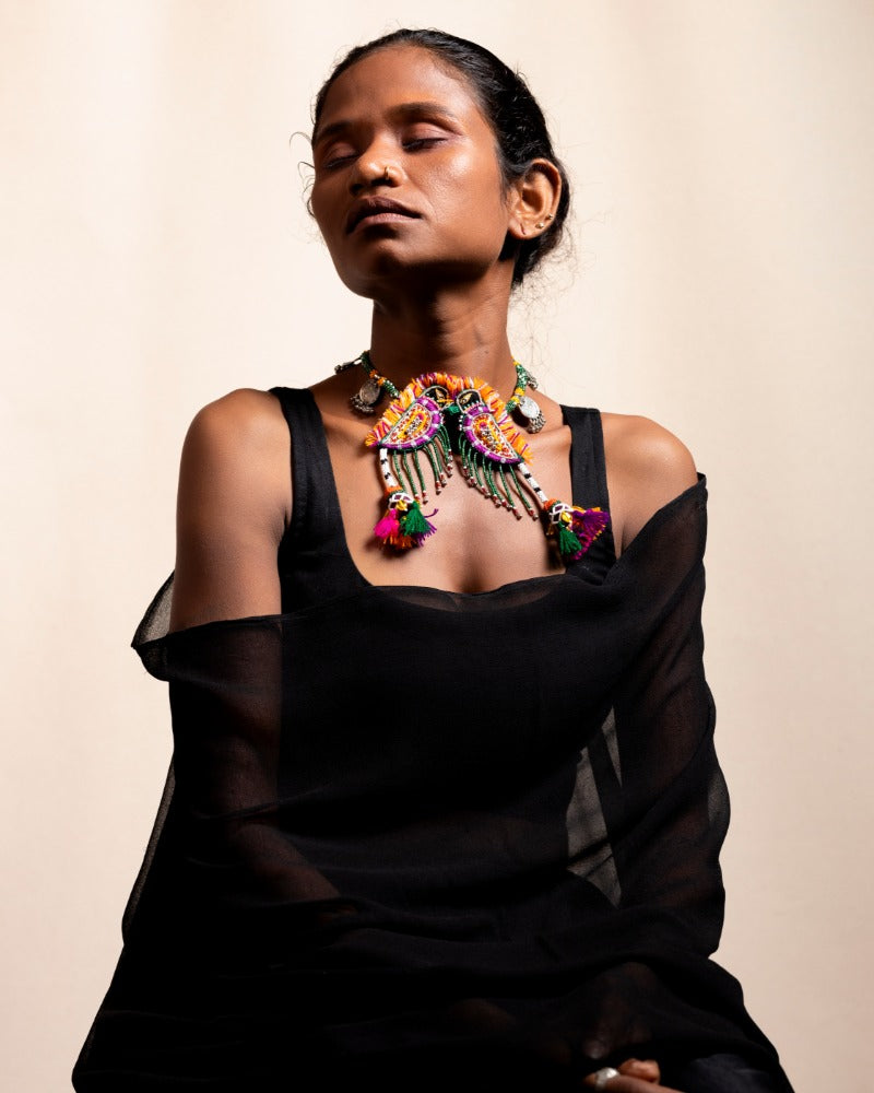 Vaydo! Handmade traditional choker