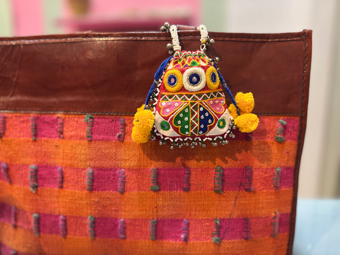 Handcrafted traditional embroidery Coin & Airpod purse