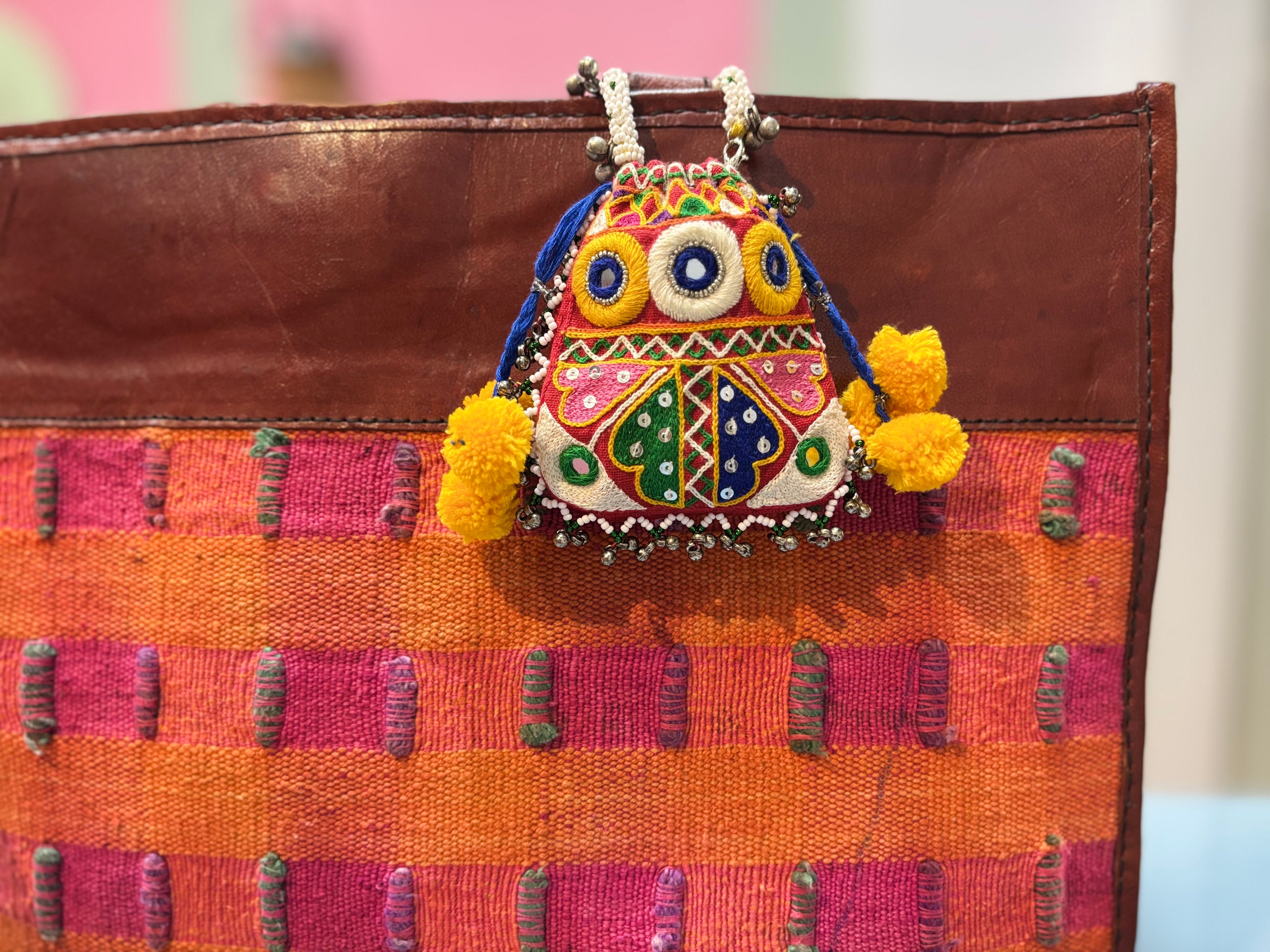 Handcrafted traditional embroidery Coin & Airpod purse