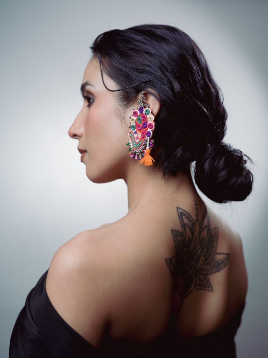 Magajmari! Handcrafted traditional peacock earcuffs