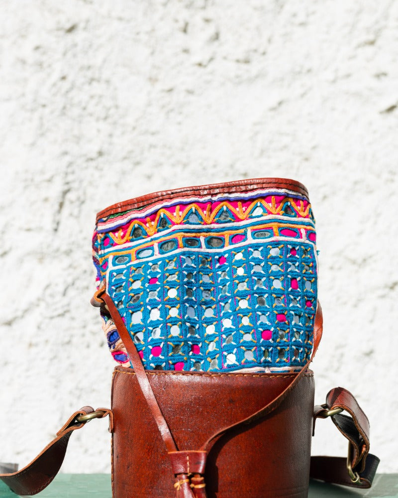 Gamthi Potli handcrafted leather bag (round)