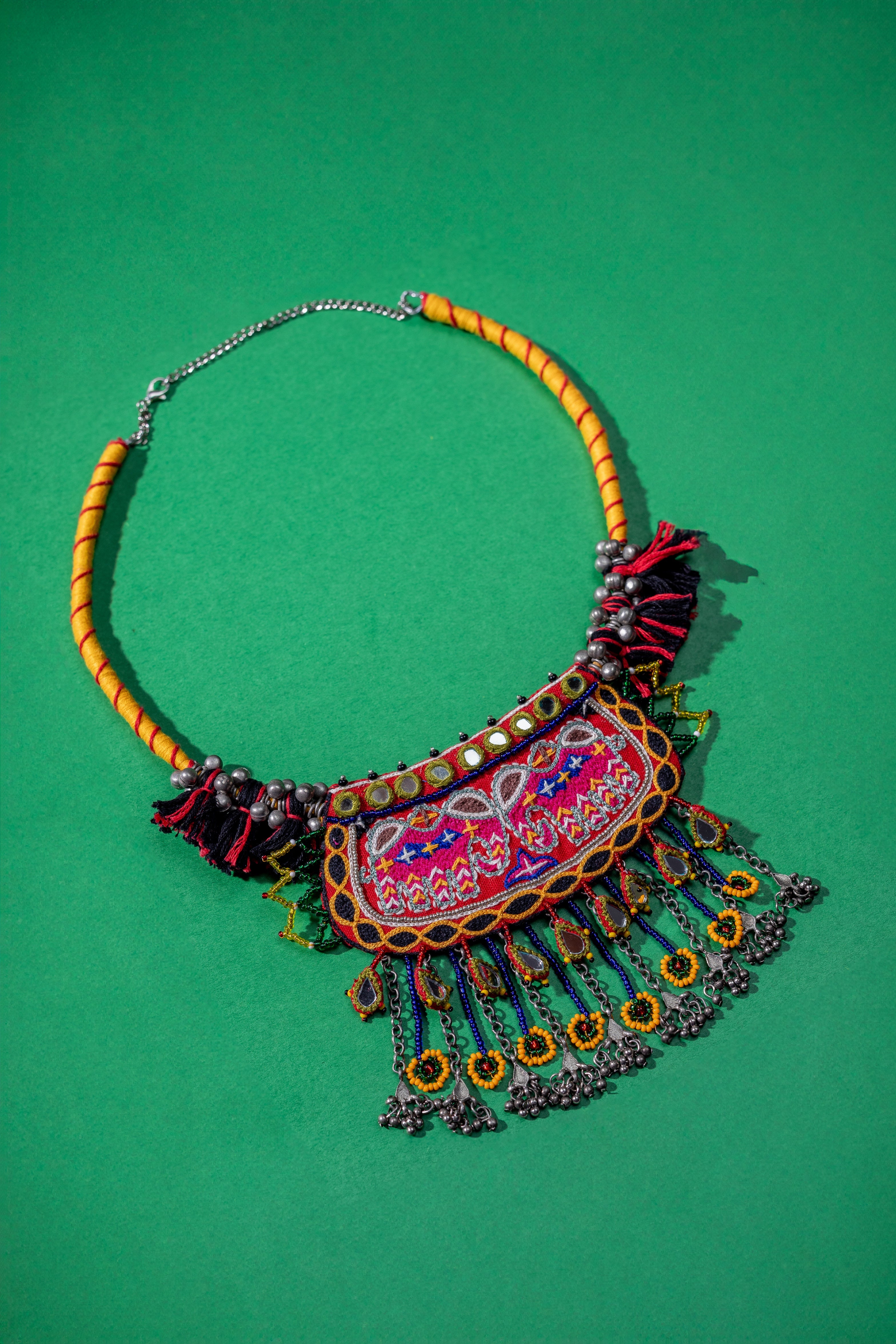 Yebo! Handcrafted traditional Haansdi neckpiece