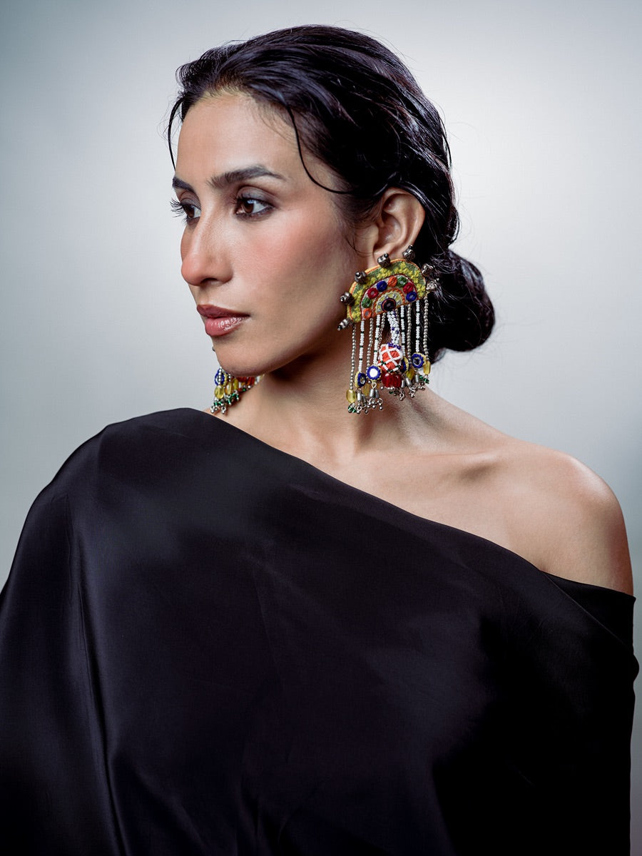 Hoi Vari!! Handcrafted traditional embroidery kutchi earrings