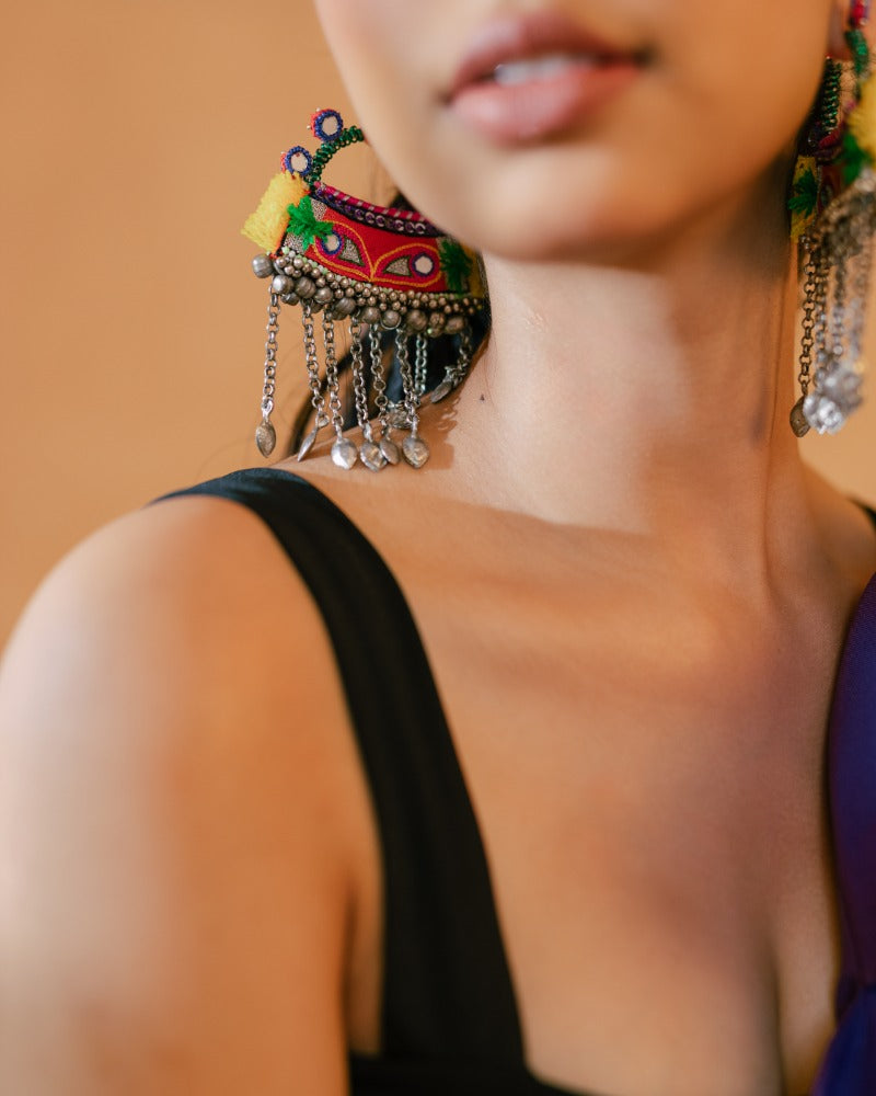 Aapne Ketla!! Handmade hoop earrings