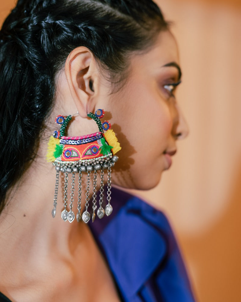 Aapne Ketla!! Handmade hoop earrings
