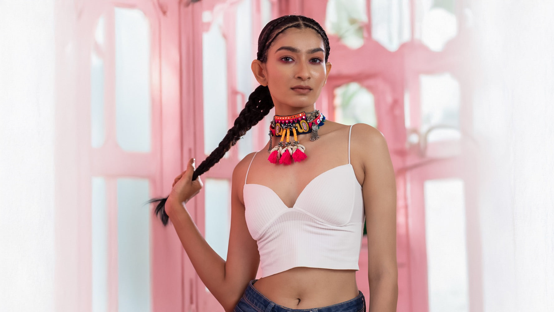 Passie!! Handcrafted traditional neckpiece