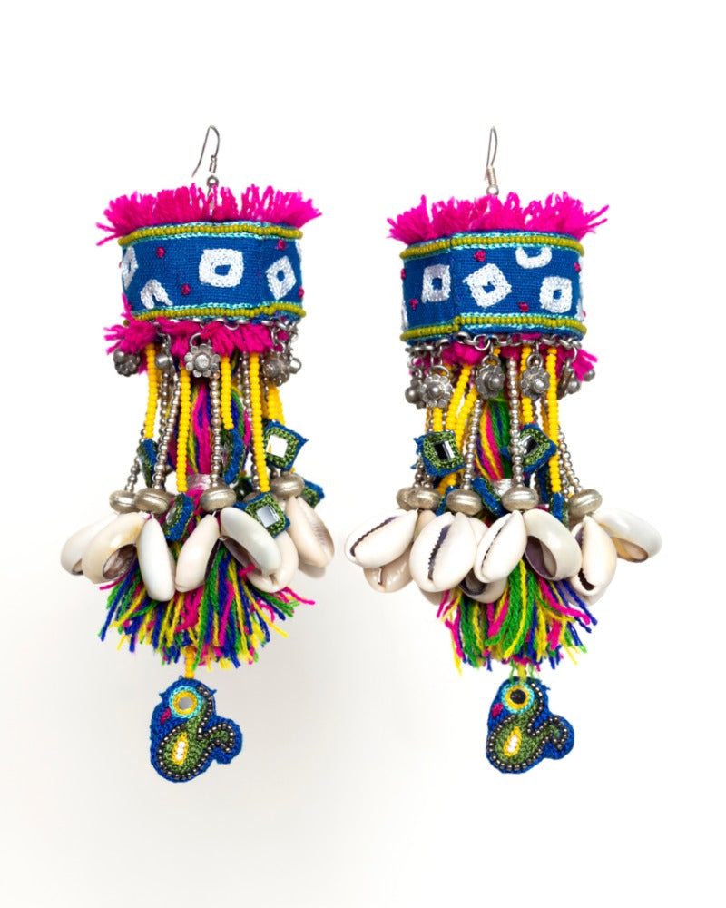 Barabar Che! Handmade traditional earrings