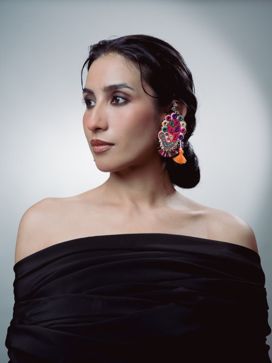 Magajmari! Handcrafted traditional peacock earcuffs