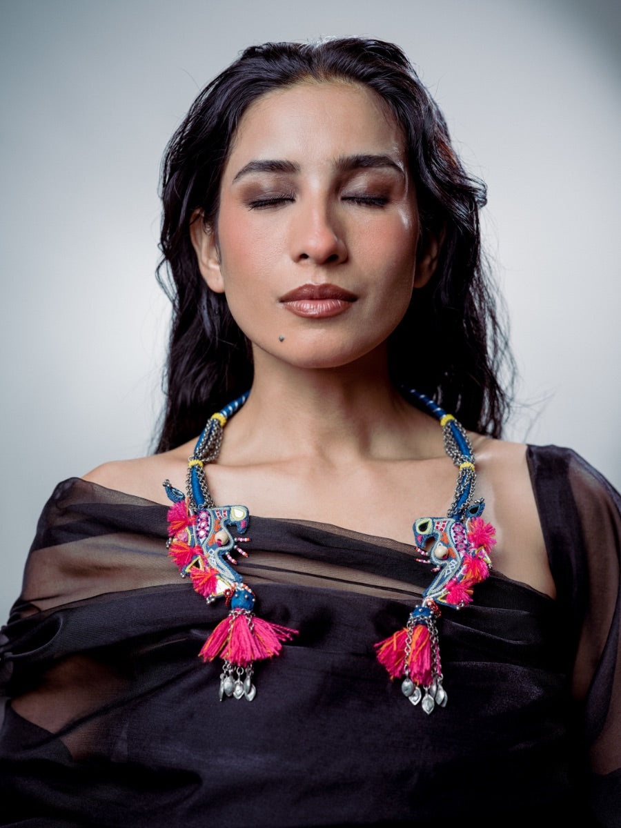 Daffod!! Handcrafted traditional sparrow hansdi neckpiece!!