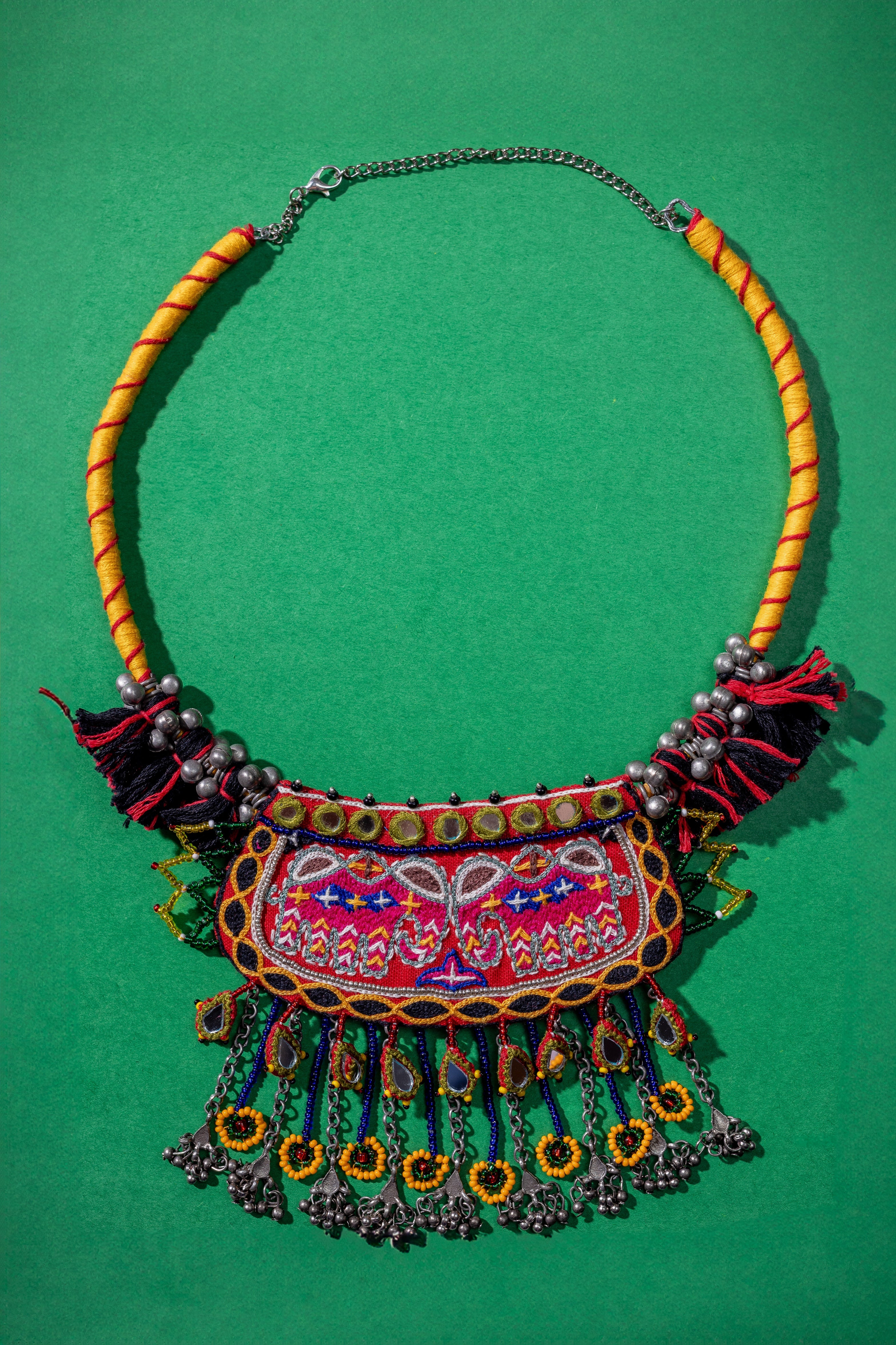 Yebo! Handcrafted traditional Haansdi neckpiece