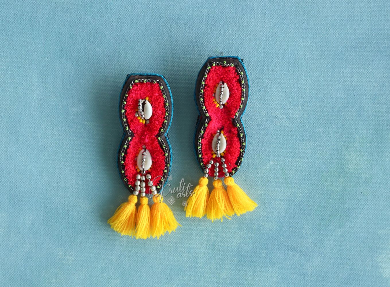 Vahli!! Handmade traditional earrings