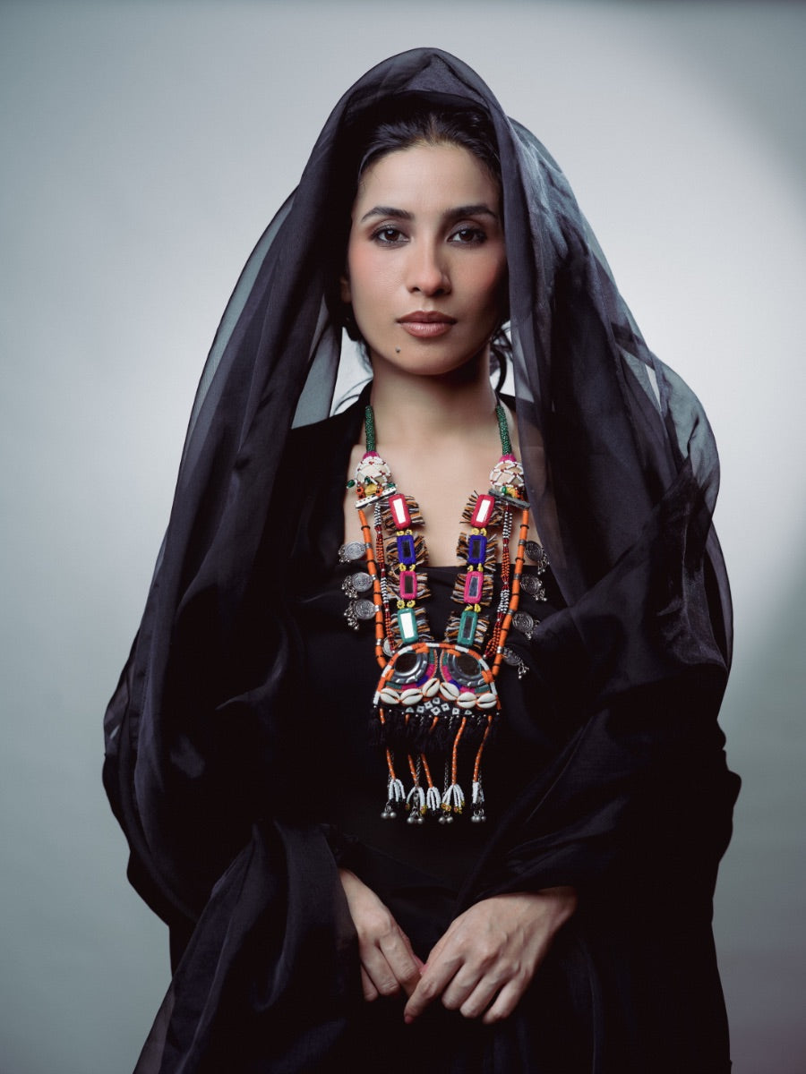Dodh Dahyo!! Handcrafted traditional embroidery mirror neckpiece