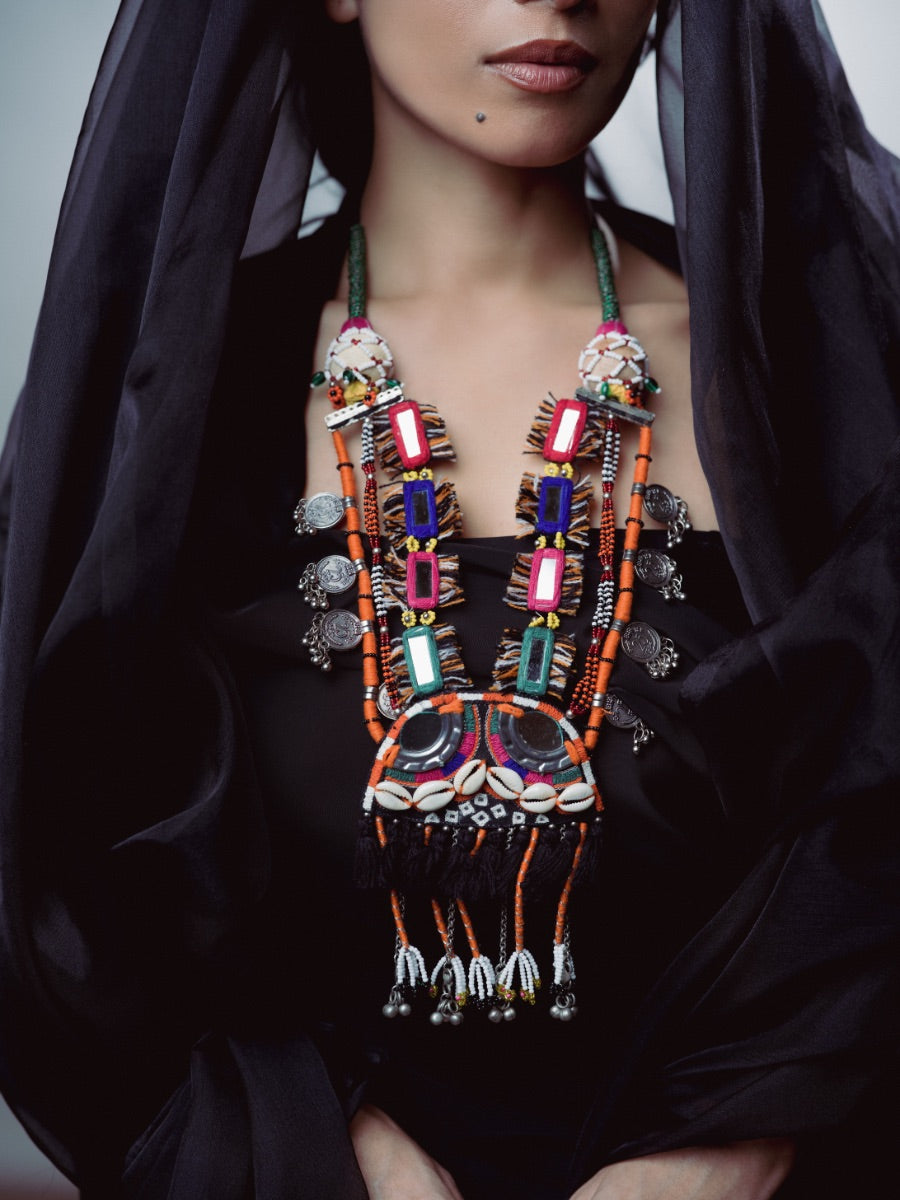 Dodh Dahyo!! Handcrafted traditional embroidery mirror neckpiece