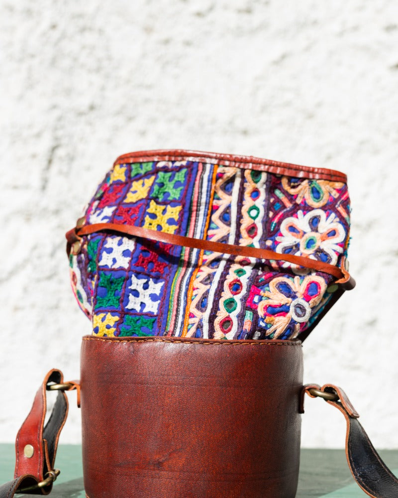 Gamthi Potli handcrafted leather bag (round)