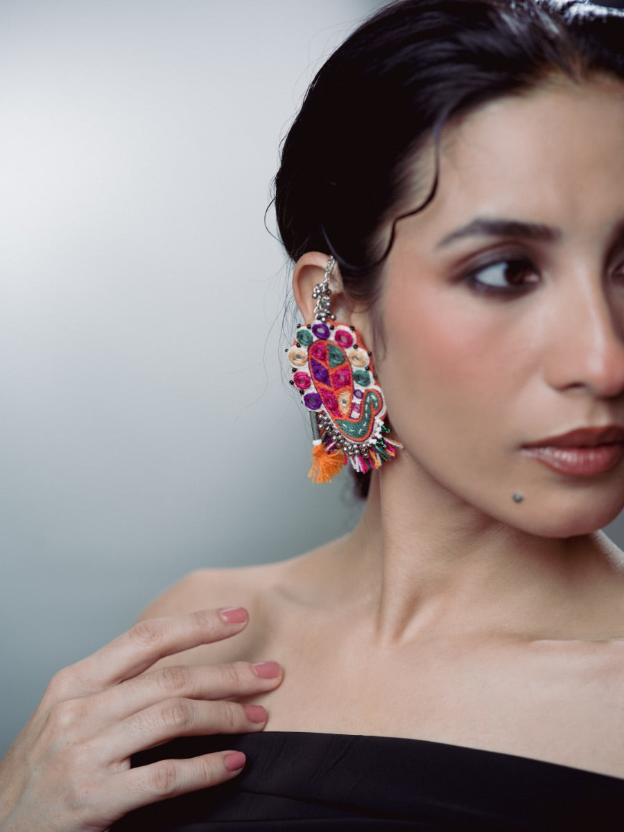 Magajmari! Handcrafted traditional peacock earcuffs