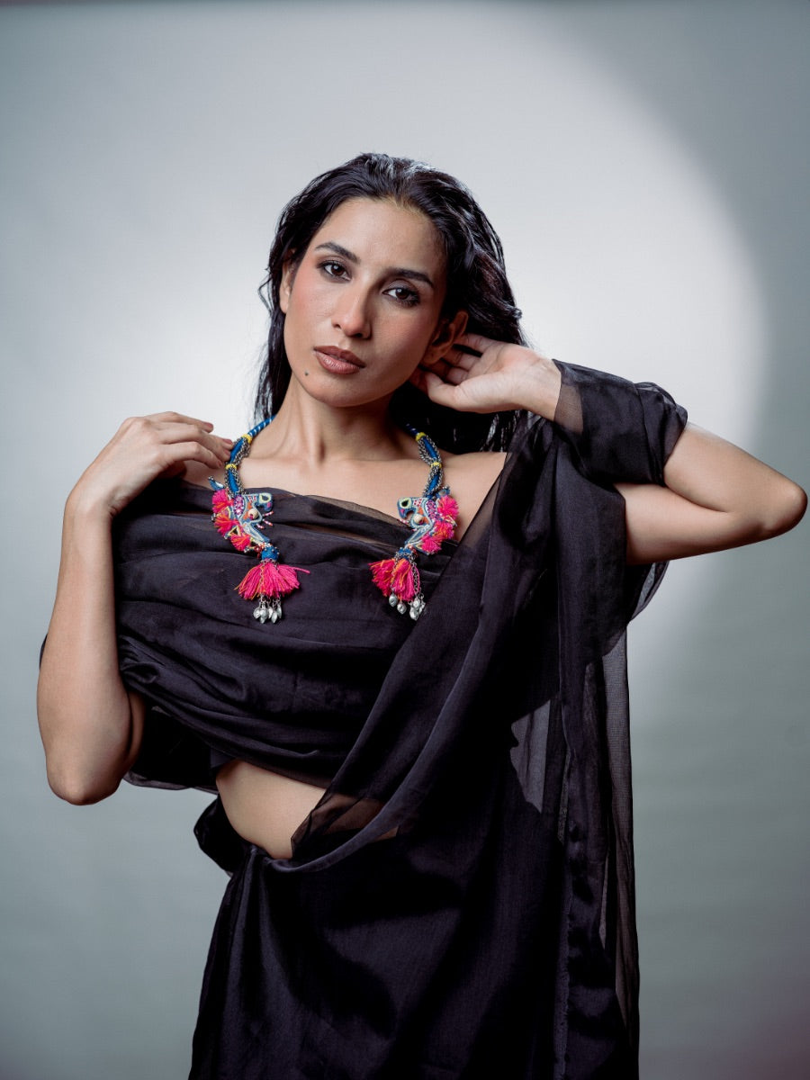 Daffod!! Handcrafted traditional sparrow hansdi neckpiece!!
