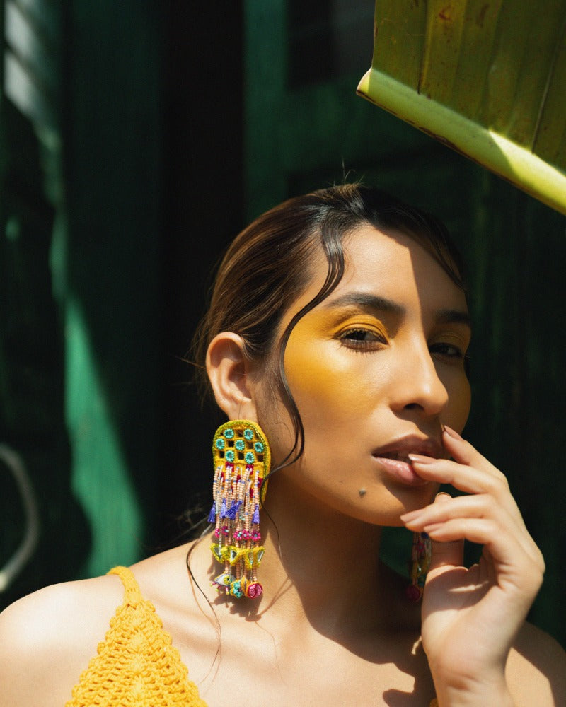 Dai! Handmade festive earrings