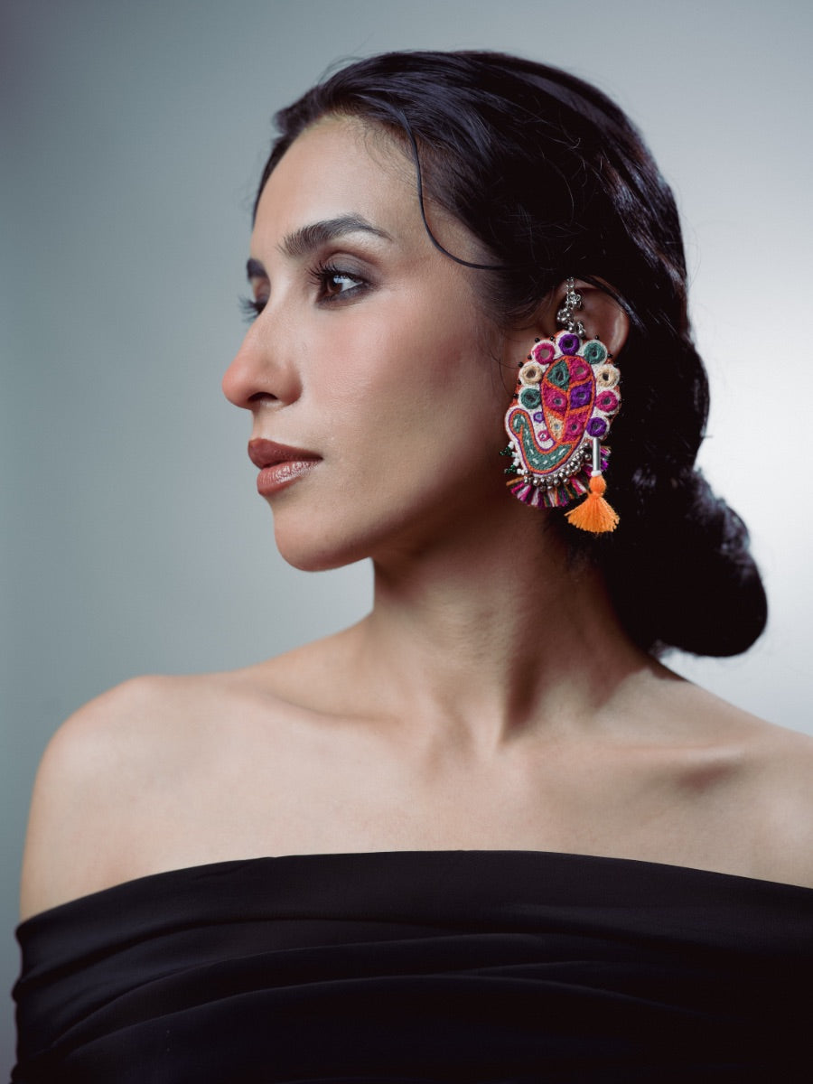 Magajmari! Handcrafted traditional peacock earcuffs