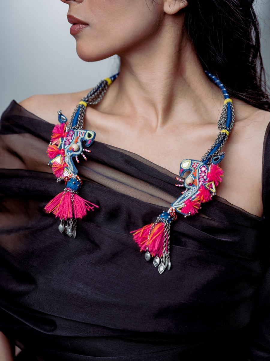 Daffod!! Handcrafted traditional sparrow hansdi neckpiece!!